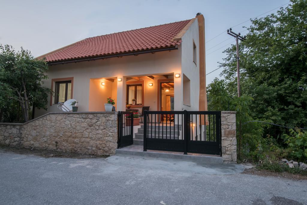 הוילה Alonai Athina'S House מראה חיצוני תמונה