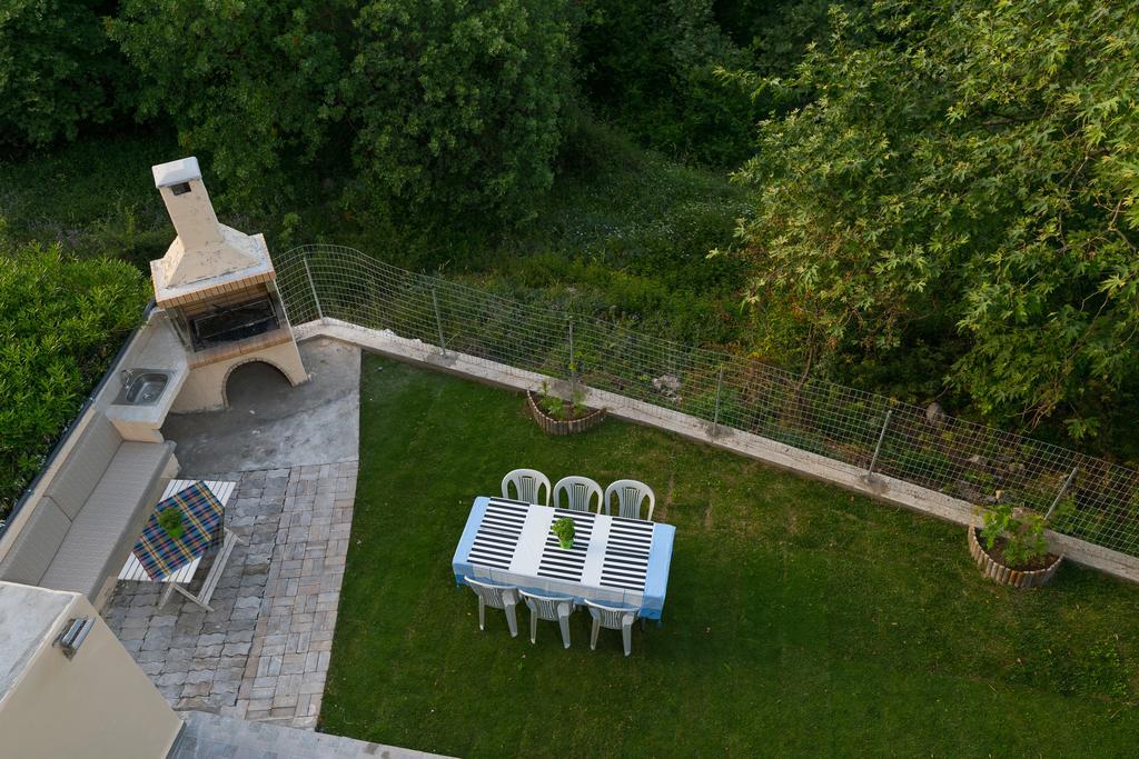 הוילה Alonai Athina'S House מראה חיצוני תמונה